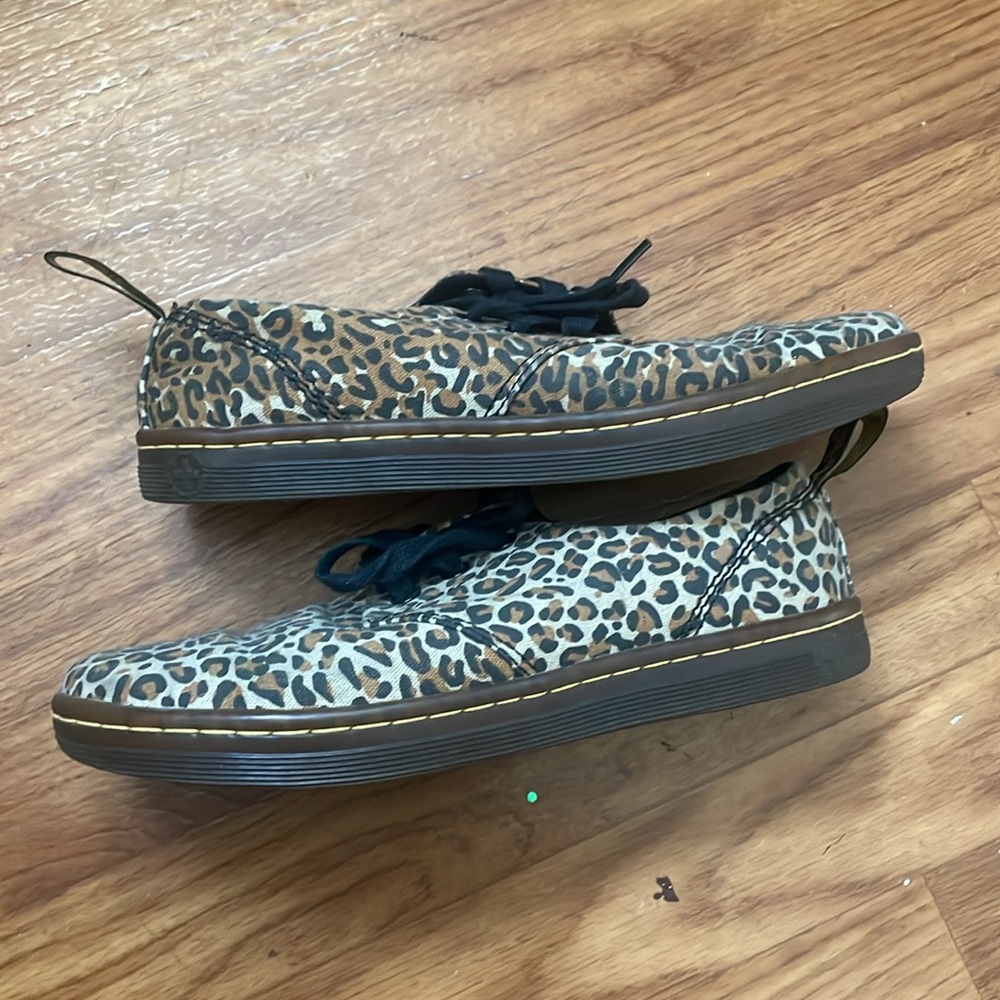 Dr. Martens Leopard Print Shoes Size 6 - Picture 4 of 4